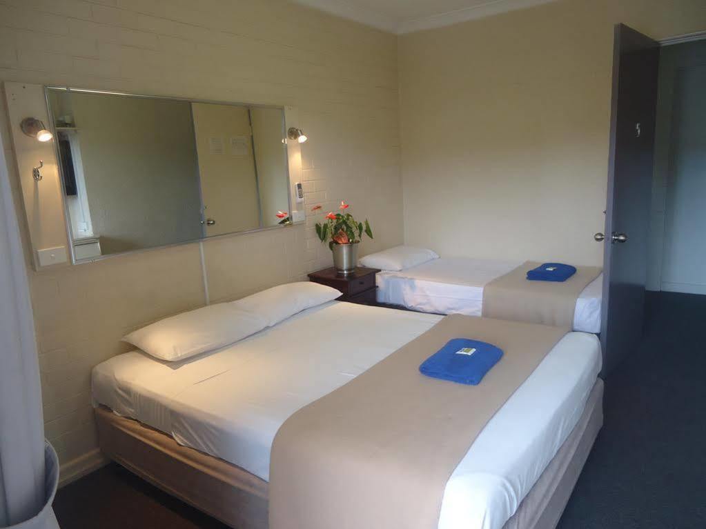בריסביין Kingsford Riverside Inn מראה חיצוני תמונה