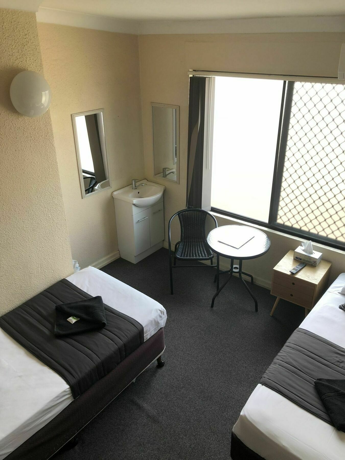 בריסביין Kingsford Riverside Inn מראה חיצוני תמונה