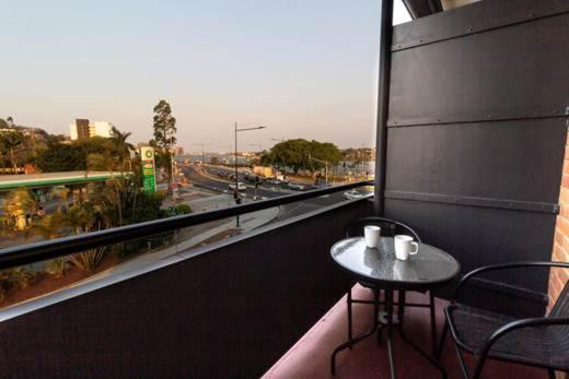 בריסביין Kingsford Riverside Inn מראה חיצוני תמונה